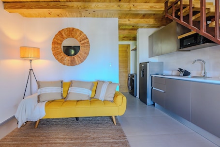 Superior Apartment, Balcony, City View | Living area