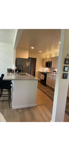 Spacious 4-bedroom house in beautiful Bartlesville with AC