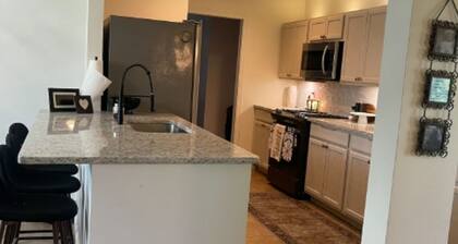 Spacious 4-bedroom house in beautiful Bartlesville with AC