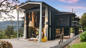Exterior - Protohouse No. V, Upper Kangaroo River, Kangaroo V (Upper Kangaroo River)
