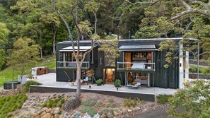 Exterior - Protohouse No. V, Upper Kangaroo River, Kangaroo V (Upper Kangaroo River)
