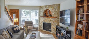 Slope View Retreat in Red River NM