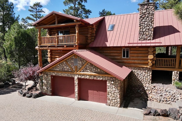 Beautiful Log Home