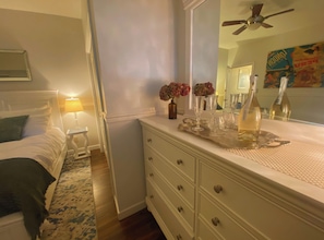 Deluxe-suite - terrasse | Strygejern/strygebræt, gratis Wi-Fi