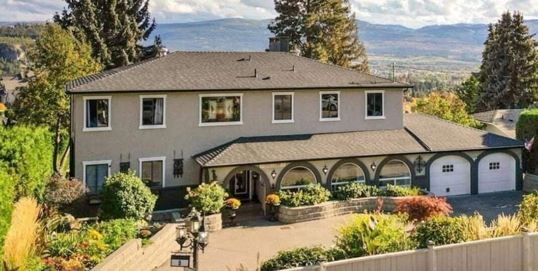 Overnatningsstedets facade