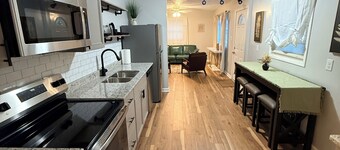 Cozy 3-bedroom house with large yard and only 10 minutes from Fredericksburg, VA