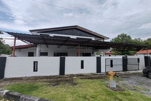 Pemandangan dari properti