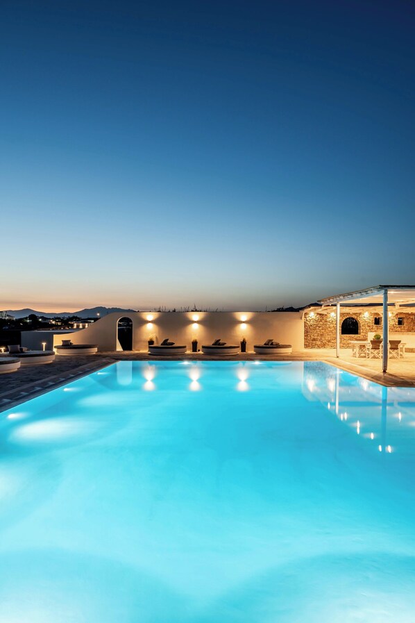 Pool - Philosophy Of Mykonos (Mykonos)