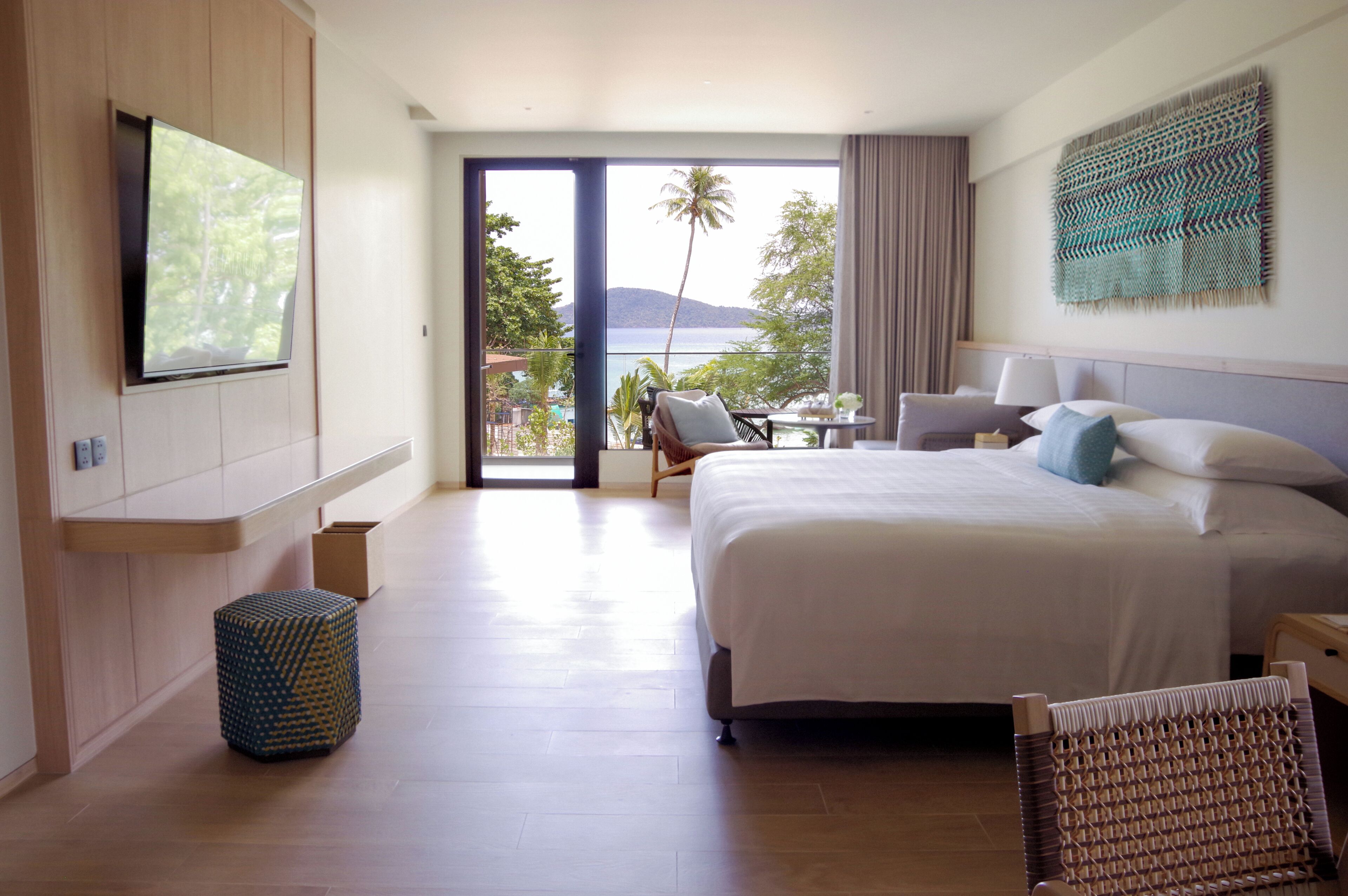 Grand Deluxe Beachfront King | Vue sur le lac