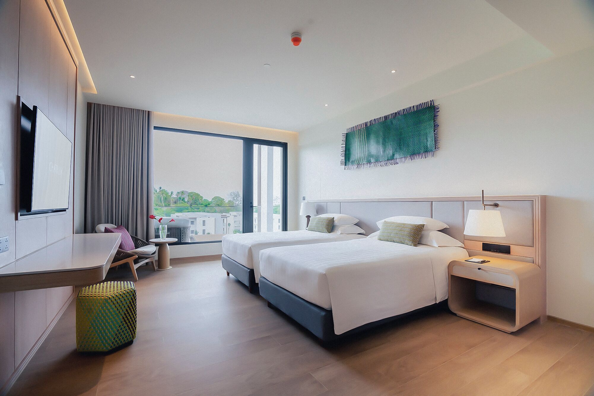 Suite Sea View King 2 Bedroom | Bar mini, peti besi dalam bilik, meja, Wi-fi percuma 