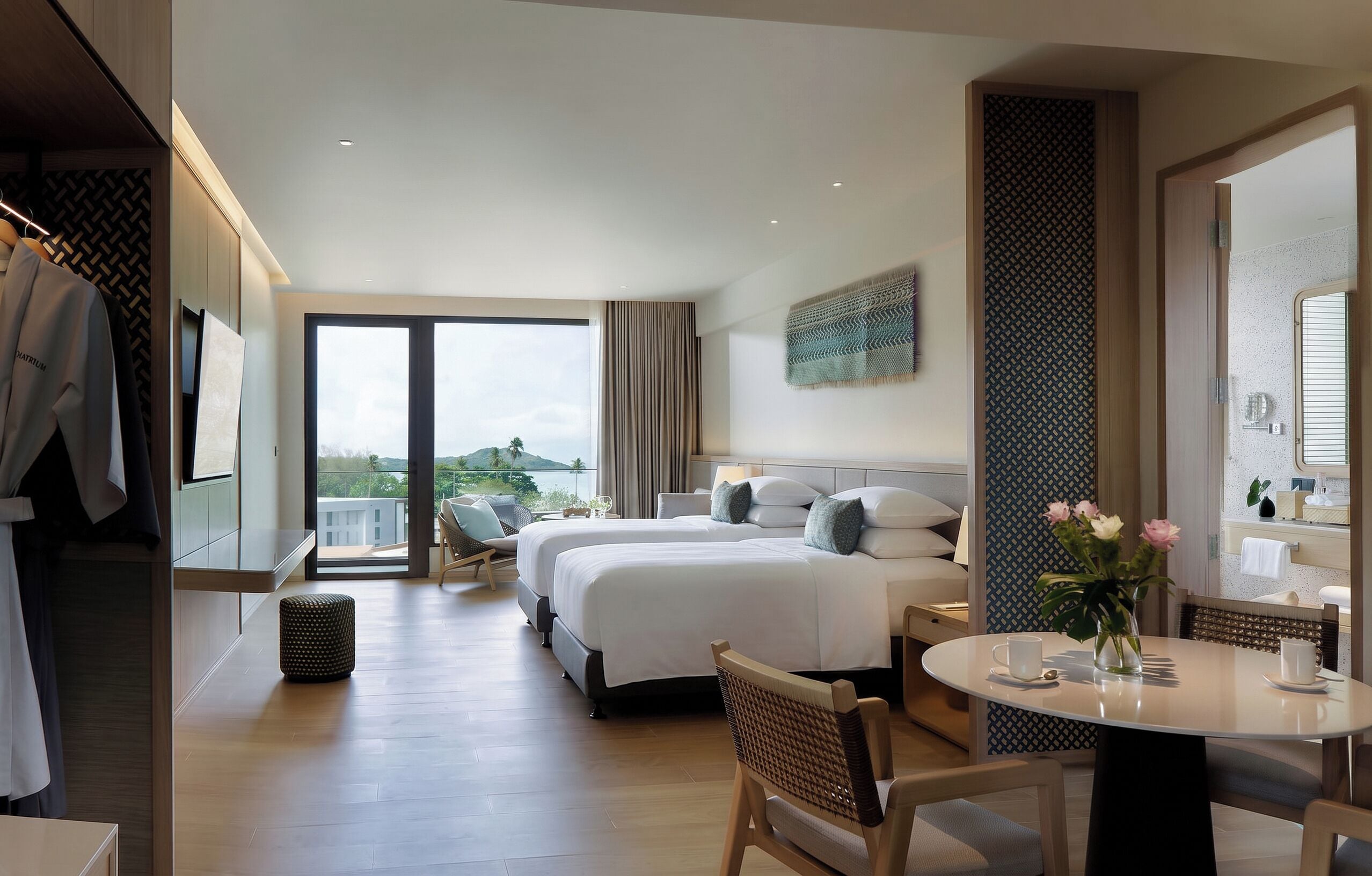 Grand Deluxe Sea View Twin | Bar mini, peti besi dalam bilik, meja, Wi-fi percuma 