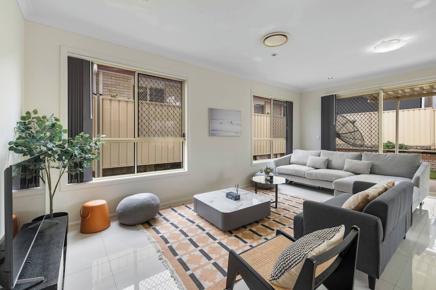 Spacious 4br Family Home In Inala | Quiet Street - Brisbane