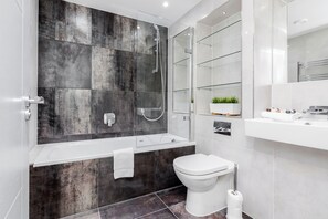 Room - Walpole Court (London)
