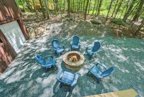 Terrace/patio - Four Season Nature Escape Near Lakes & Skiing (Lake Ariel)