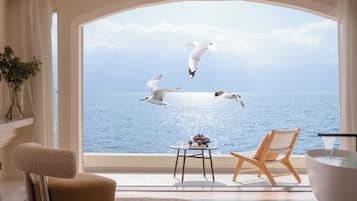 Romantic Double Room, Sea View | Pemandangan pantai/laut