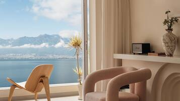 Camera familiare con 2 letti singoli, vista mare | Vista dalla camera