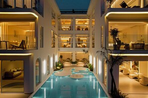 Exterior - Three types of cloud river snow shops (Dali)