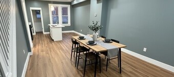 Fantastic 3-bedroom townhome with AC in vibrant Baltimore