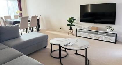 3 BR Rear House - Private Home on Shared Block
