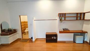 Premium bedding, desk, laptop workspace, free WiFi