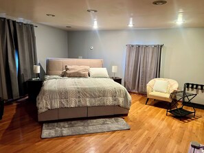 1 室のベッドルーム、アイロン / アイロン台、WiFi、ベッドシーツ