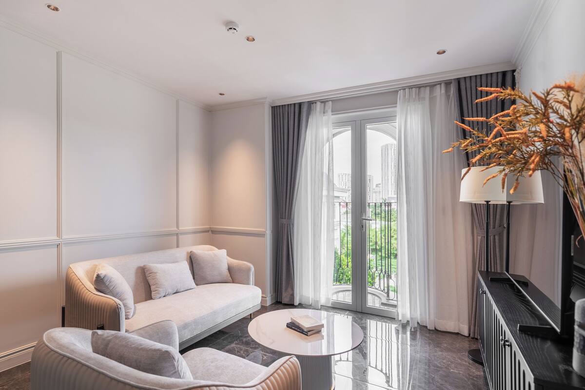 Bureau, Wi-Fi gratuit, draps fournis