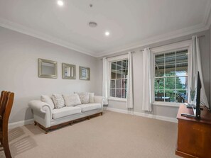 Télévision, espaces bureaux