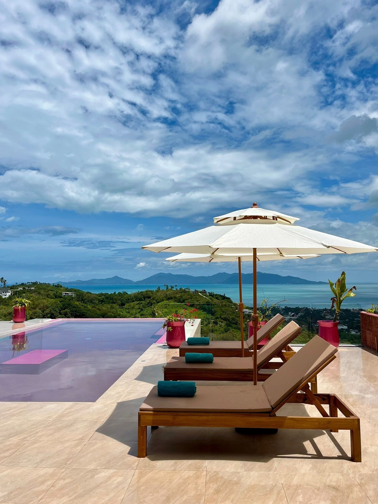 Villa Deluxe, vista al mar | Alberca | Alberca al aire libre 