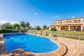 Pool - SA TORRETA DE SANTA MARGALIDA – Villa with private pool and Wi-Fi in Santa Margalida (Santa Margalida)
