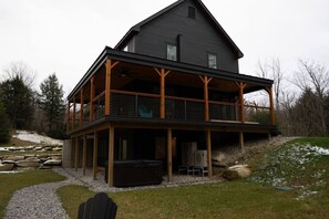 Exterior - Stratton; 4 min. Luxury-Hot Tub-Shuttle-EV-Kings (Winhall)