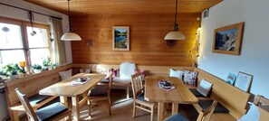Dining - Alm 1 vacation apartment with kl. Kitchen (Reit im Winkl)
