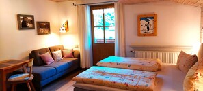 1 bedroom, Internet, bed sheets - Alm 1 vacation apartment with kl. Kitchen (Reit im Winkl)