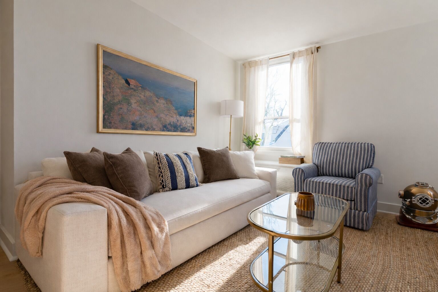 Smart TV, fireplace, offices