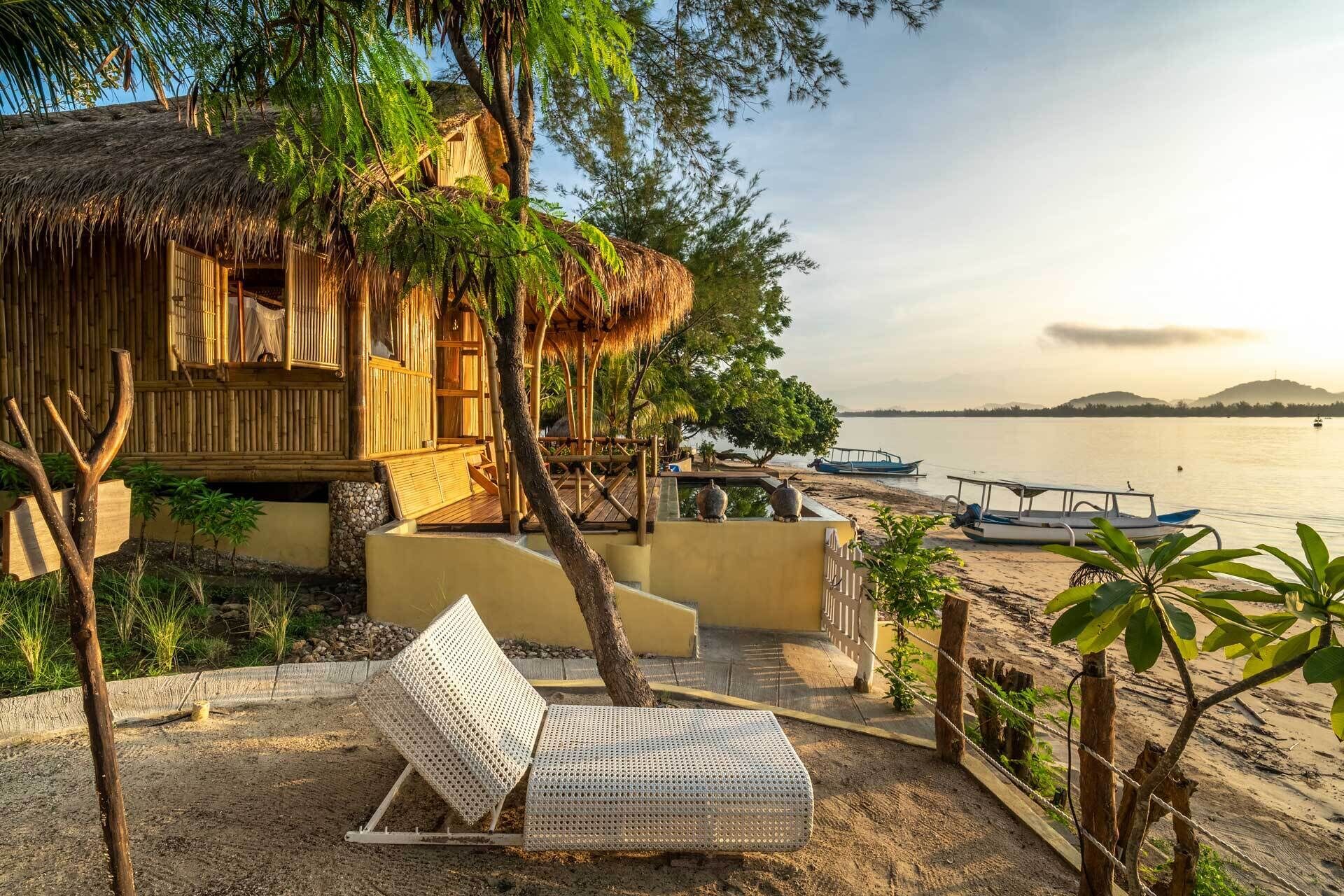 Exclusive Villa, 1 King Bed, Private Pool, Ocean View | Individually decorated, individually furnished, desk, laptop workspace