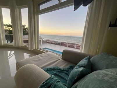 Elegant, Private 2 Bedroom Beachfront Villa with Pool and Mountain Views