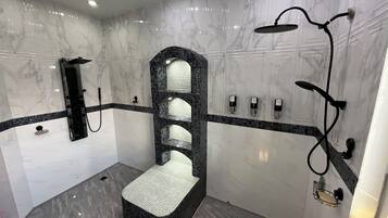Jetted bath, hair dryer, towels, soap