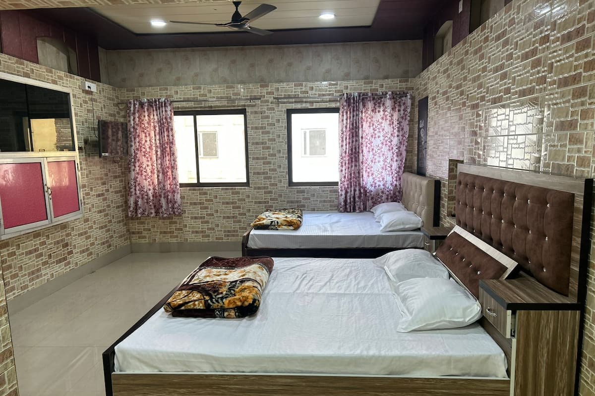 Deluxe Room | Free WiFi