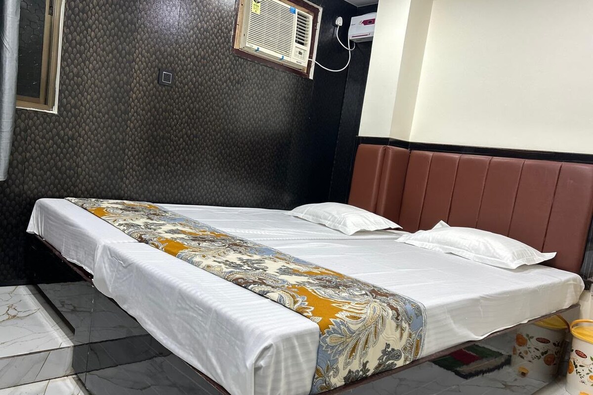 Basic Double Room