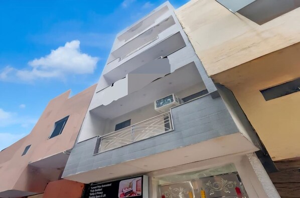 Exterior - Vishal Plaza (New Delhi)