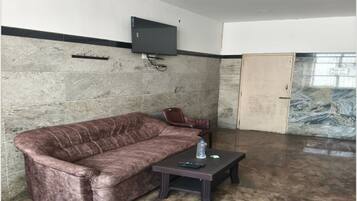 Deluxe Quadruple Room | Room amenity