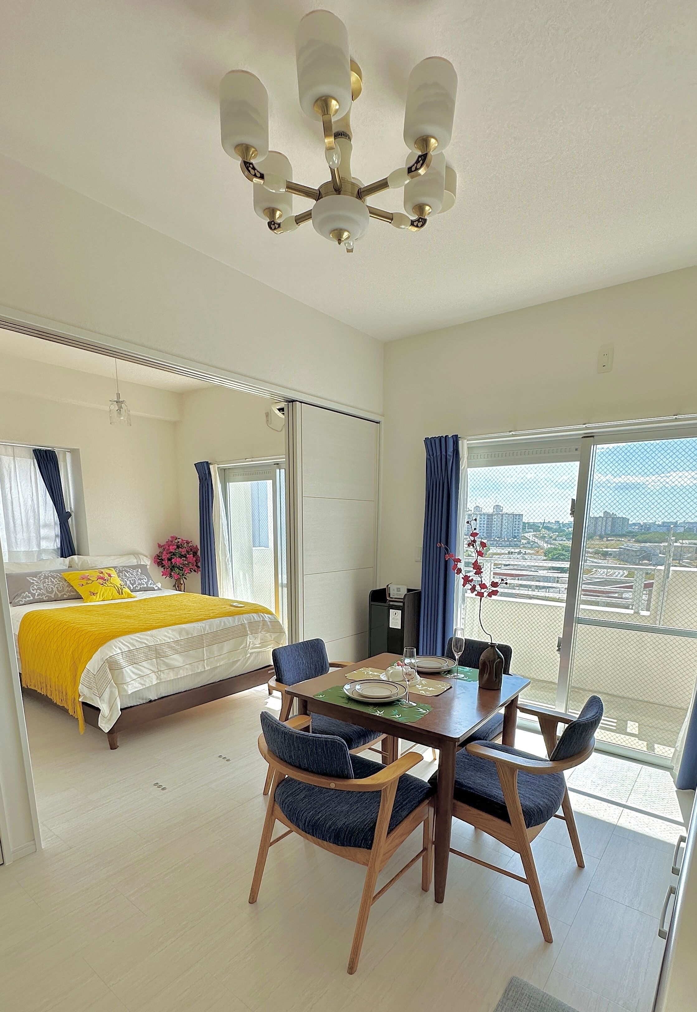 Okinawa BlueBay/オーシャンビュー2LDK・最大6名/那覇空港から車で20分 | リビング エリア