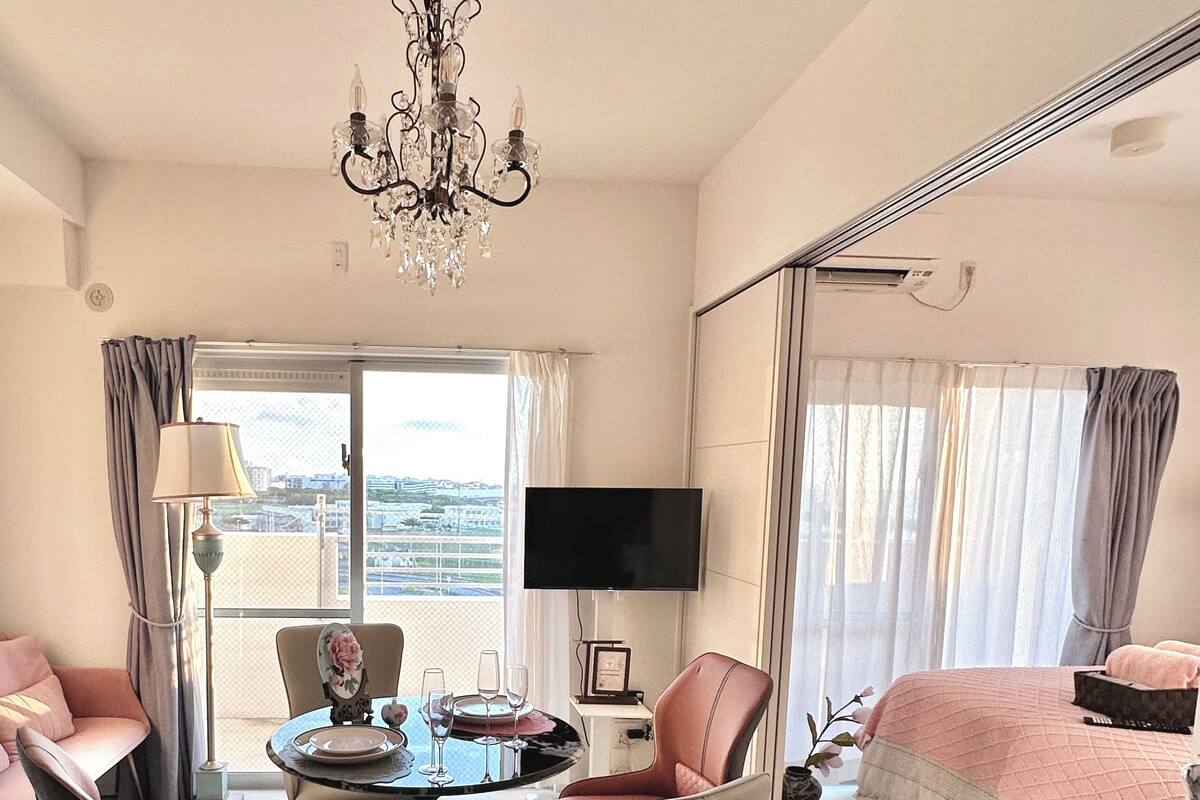 Okinawa SunSea/Entire Oceanfront 2BR Hotel Apartment/20 mins from Naha Airport