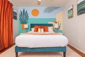 Iron/ironing board, WiFi, bed sheets - Epic Group Getaway - Pool, Game Room & Attractions (San Antonio)
