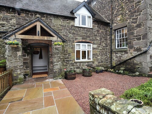 5 bedroom accommodation in Church Stretton