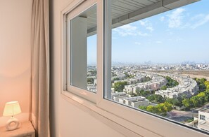 Interior - Cozy 1-bedroom apartment with AC in wonderful Dubai (Dubai)