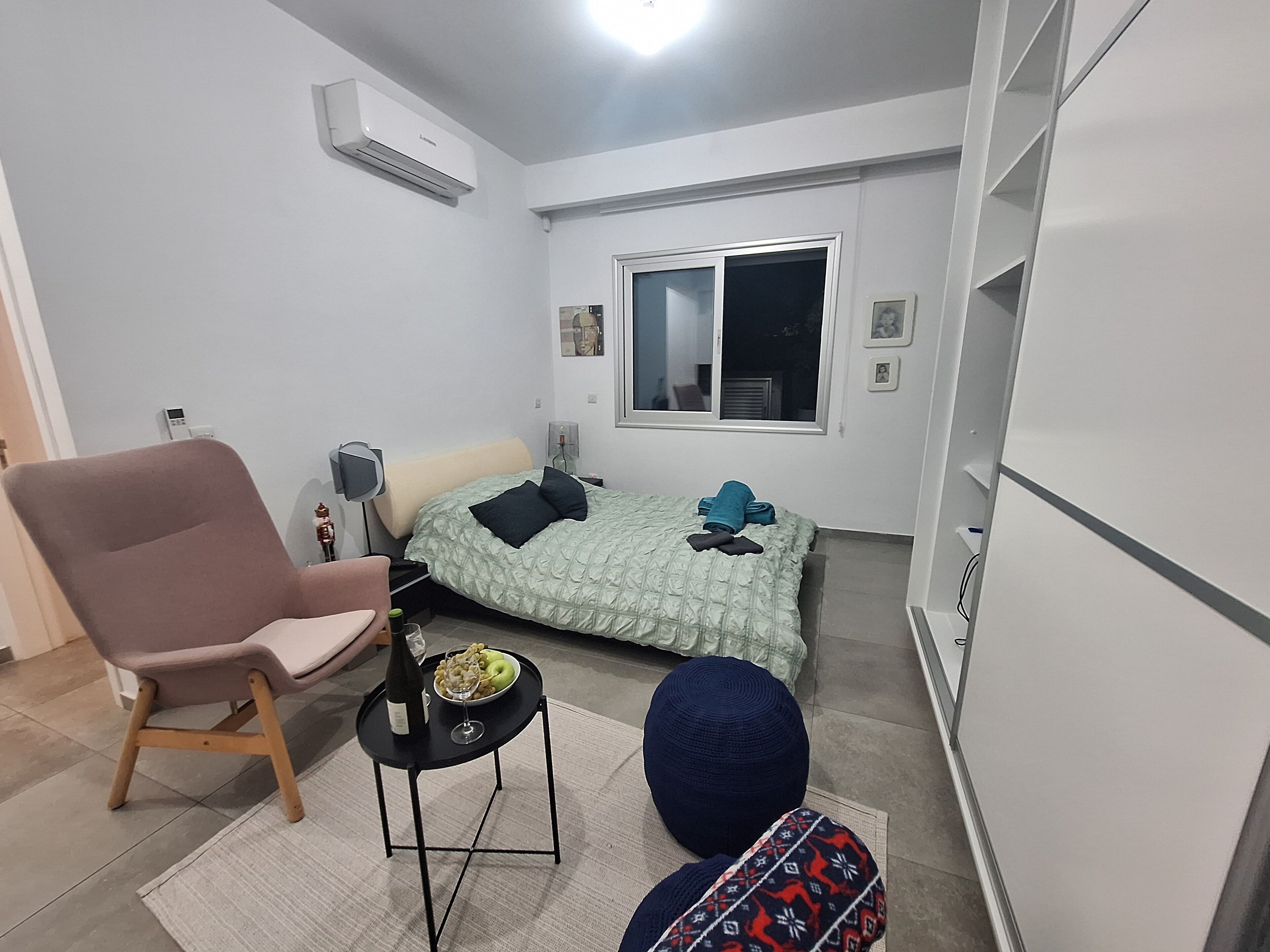 1 soverom, strykejern/-brett, wi-fi og sengetøy