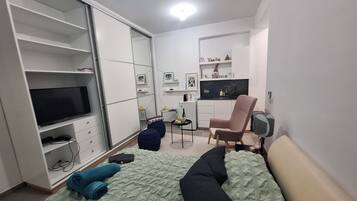 1 soverom, strykejern/-brett, wi-fi og sengetøy