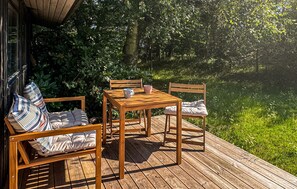 Outdoor dining - 4 bedroom beautiful home in ålbæk (Ålbæk)