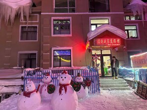 Exterior - Xuexiang zhanglicheng homestay (Mudanjiang)