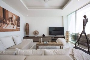 TV, stereo - VILLA LoVa ❤️ CHAWENG BEACH ⭐️⭐️⭐️⭐️⭐️ (Chang Wat Surat Thani)